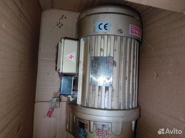 Электродвигатель CH28-SM