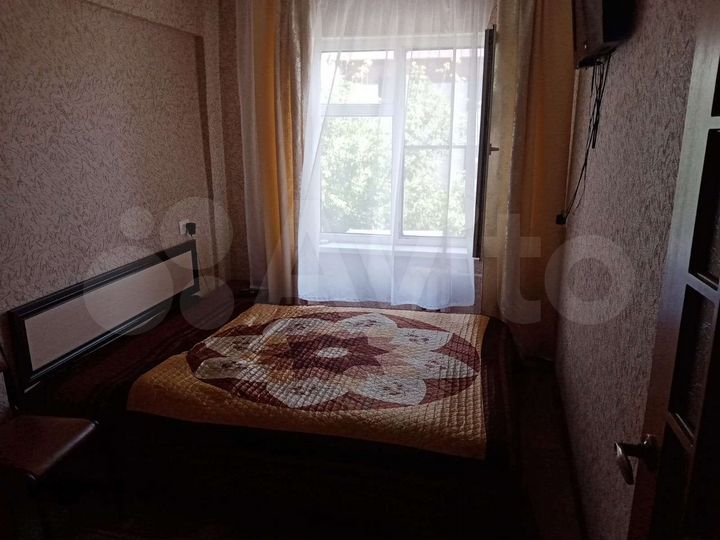 4-к. квартира, 59 м², 2/5 эт.