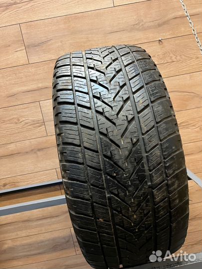 Pirelli Winter 210 Performance 255/45 R17
