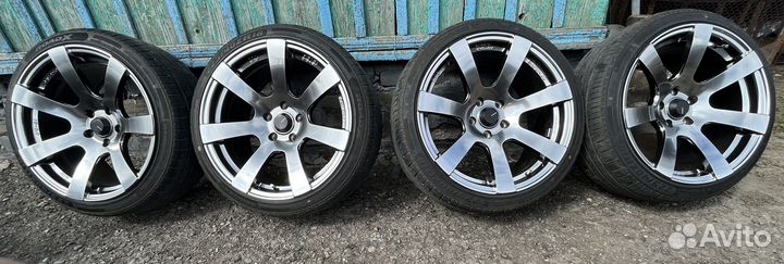 Продам комплект колес R18