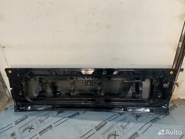 Дверь багажника Toyota Land Cruiser 200 2008