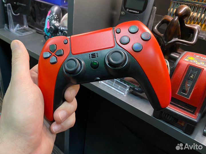 Джойстик PS4 в корпусе PS5