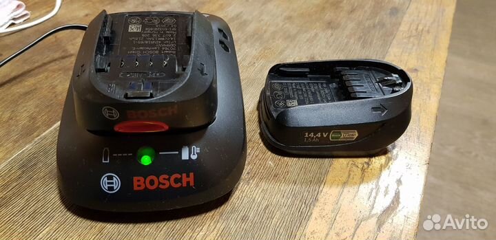Акамуляторы для шуруповерта bosch + зарядное