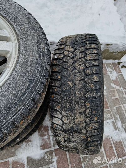 Литые диски с резиной Kia Huyndai R16 215/65