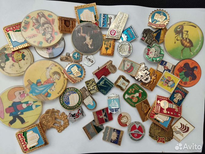 50 значков из СССР