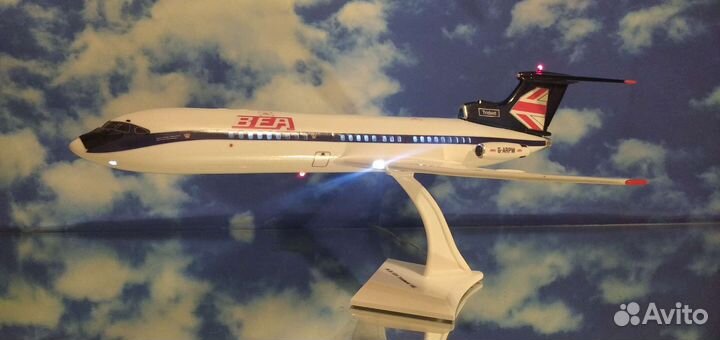 Модель самолета 