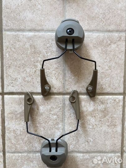 Коепление под шлем Тактические наушники howard