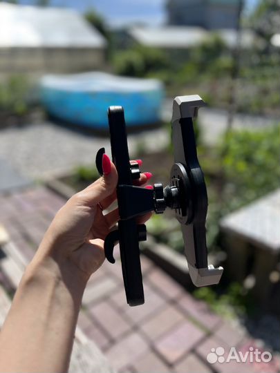 Крепление для планшета в авто