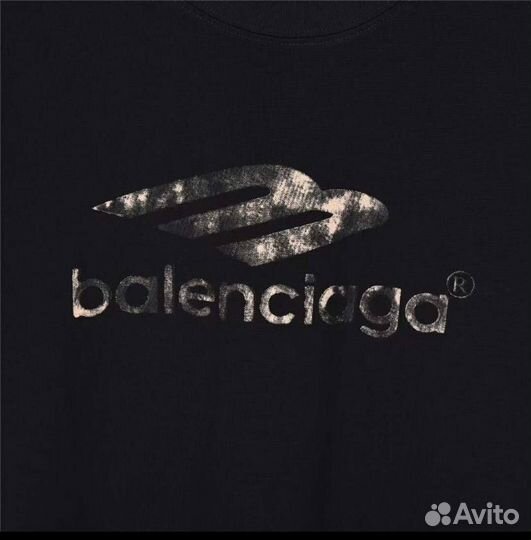 Футболка Balenciaga