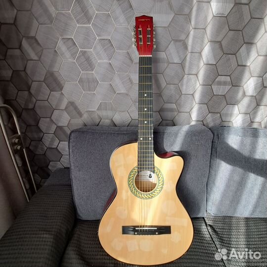 Акустическая гитара бу