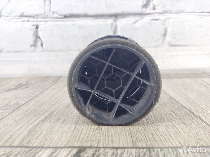 Дефлектор воздушный Aveo T200 T250 Spark