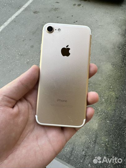 iPhone 7, 32 ГБ