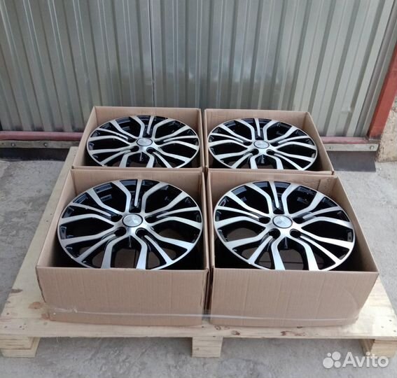 Диски R16 на Mitsubishi ASX Outlander Galant