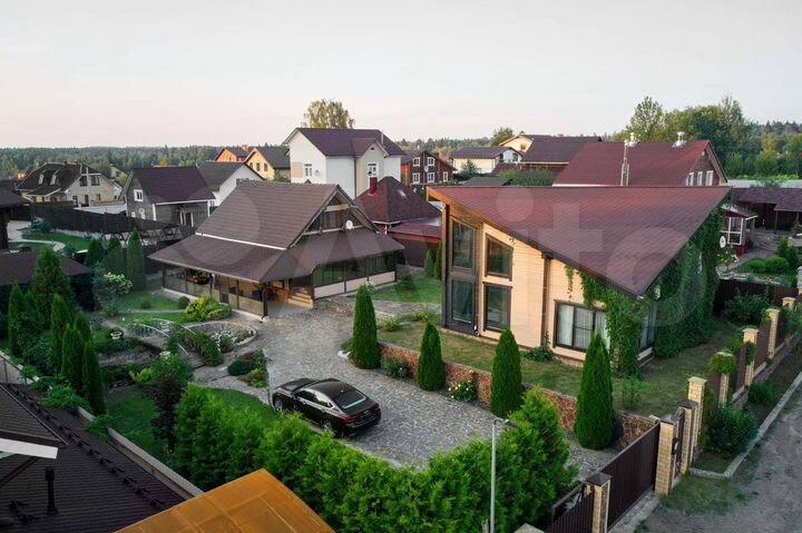 Коттедж 160 м² на участке 11 сот.