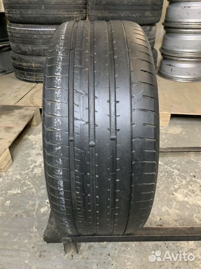 Pirelli P Zero 255/40 R19 96W