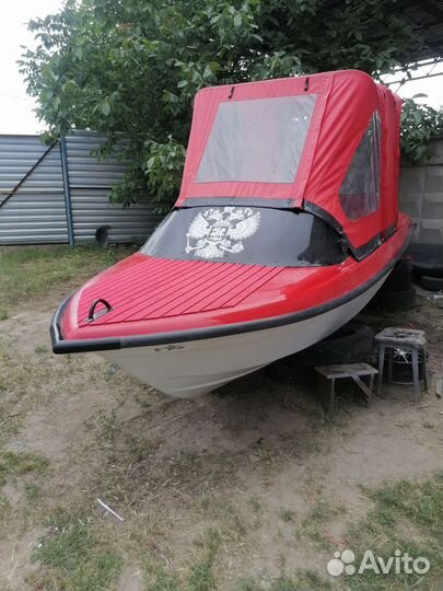 Продам лодку Тэмп