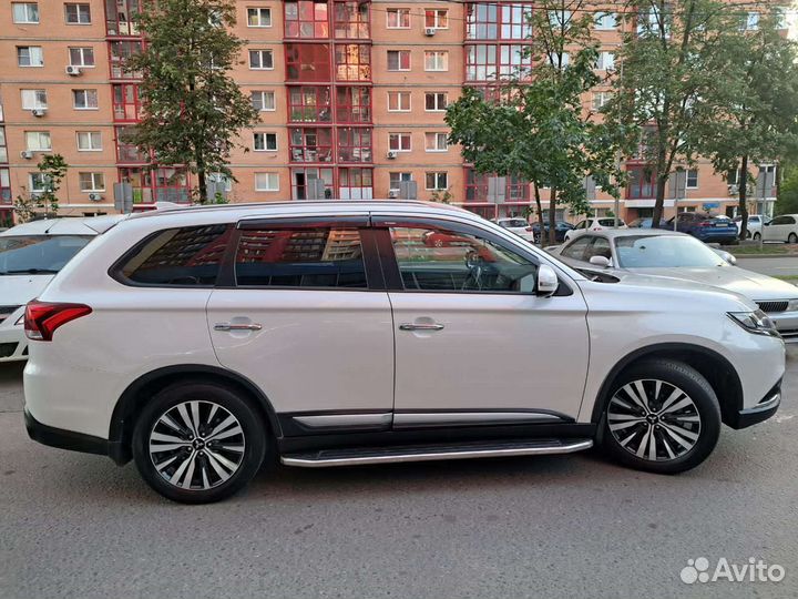 Mitsubishi Outlander 2.4 CVT, 2018, 75 000 км