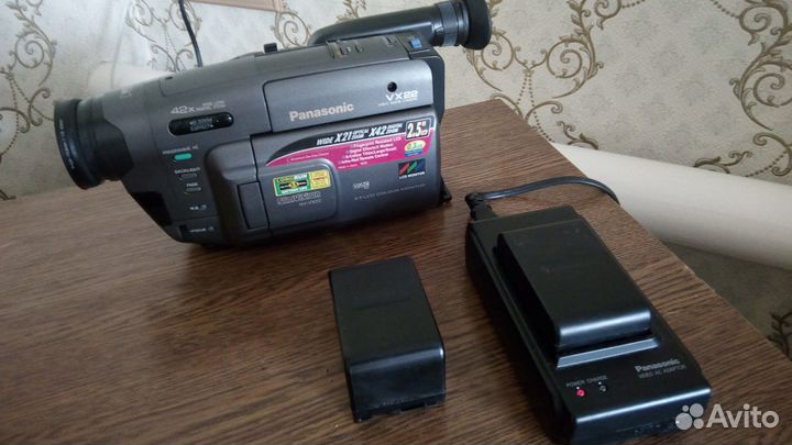 Видеокамера Panasonic VX22