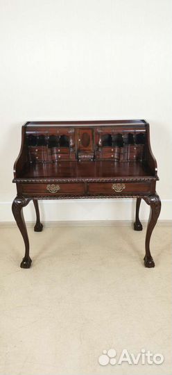 Антикварное бюро секретер