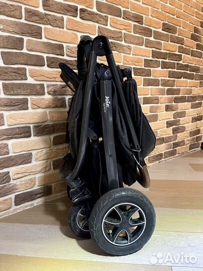 Коляска Joie signature (до 5 лет)