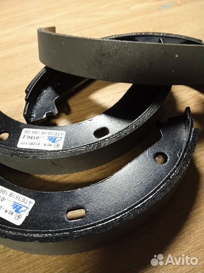 Колодки стояночного тормоза, комплект пружин бмв