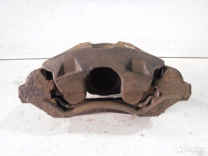 Суппорт передний левый Mazda 6 GG