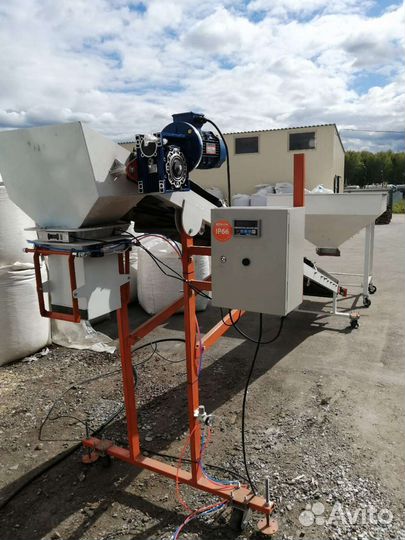 Дозатор весовой для песка, угля, щебня, гравия