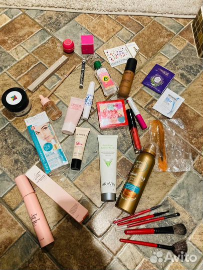 Набор косметики пакетом