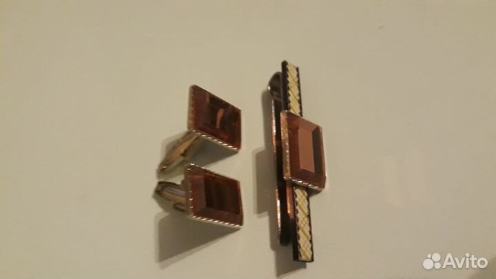 Запонки и зажим для галстука