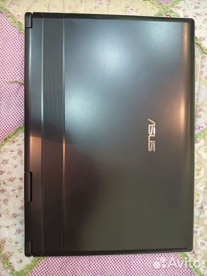 Ноутбук asus