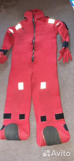 Неопреновый костюм