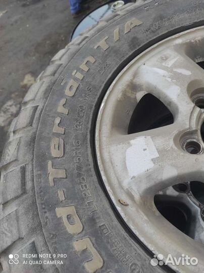 Bfgoodrich Mud-Terrain T/A KM2 285/75 R16