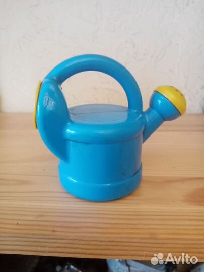 Лейка СССР пластмассовая, дутыш СССР. Игрушка СССР