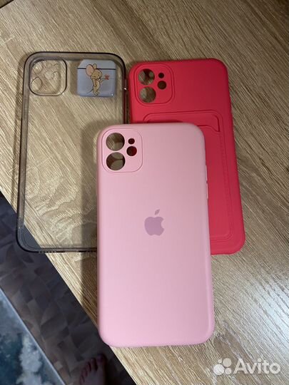 Чехлы на телефон iPhone 11