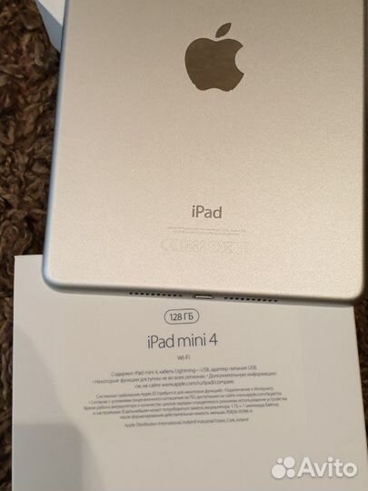 iPad mini 4 планшет