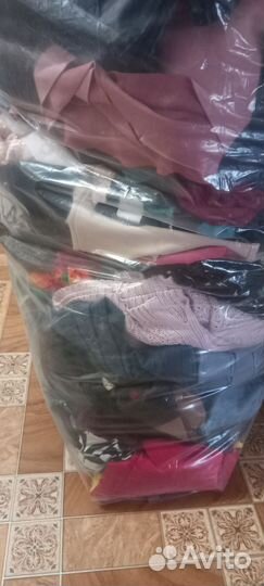 Большой мешок женской одежды 40-46 размер