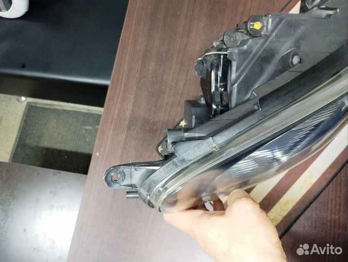 Opel Corsa d фара правая