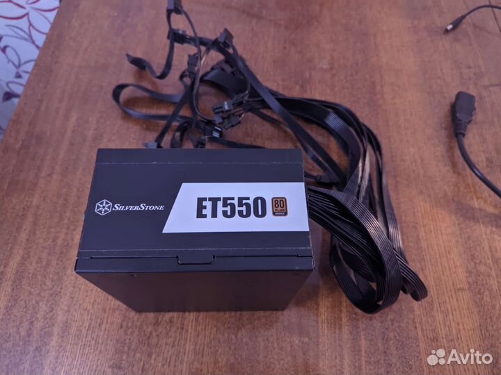 Блок питания SilverStone ET550