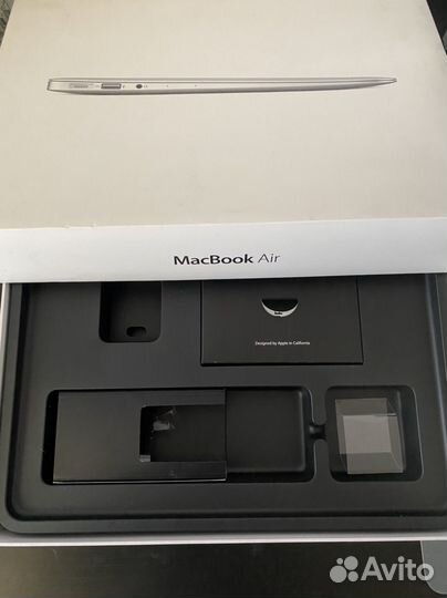 Коробка от macbook pro 13