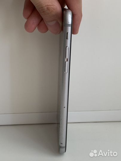 Телефон iPhone 6s