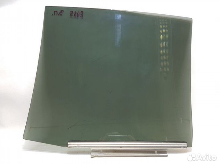 Атермальное стекло заднее правое Lexus Ct200H