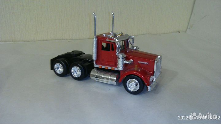 Модели1:43 Кенворт и Скания (Седельные тягачи )