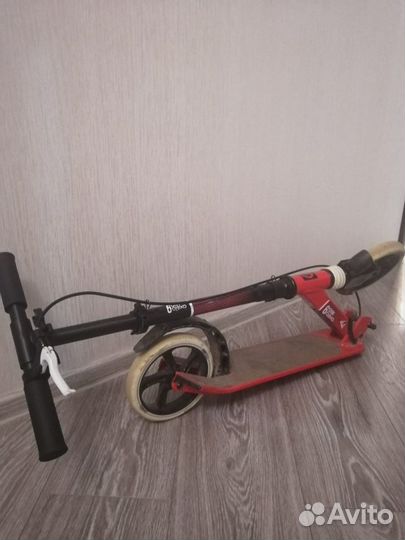 Самокат Oxelo Mid 9, черный/красный, городской