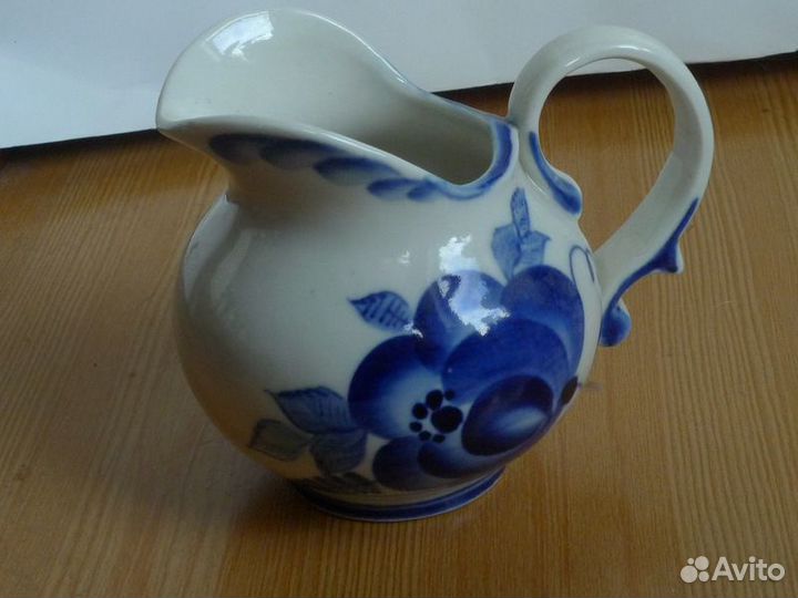 Молочник. Гжель