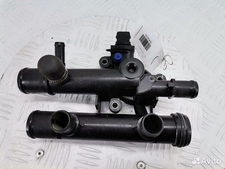 Корпус термостата Renault Master 2 2003 8200709142