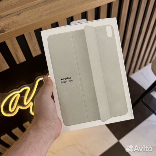 Чехол SMART Folio для iPad Air 2024