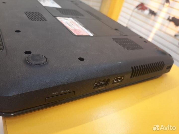 Ноутбук dell inspiron N5110 (бм)