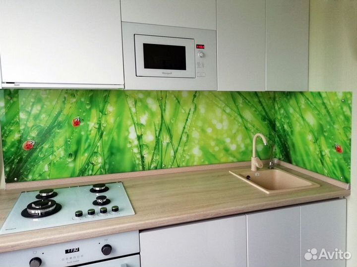 Стеновые панели из стекла