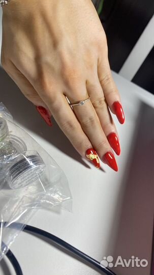 Мастер маникюра