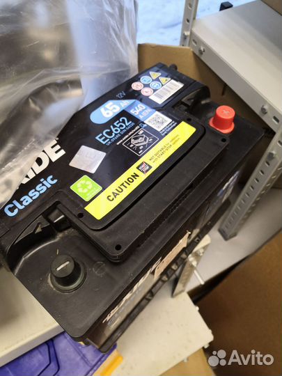 Автозапчасти со складов на автомобиль